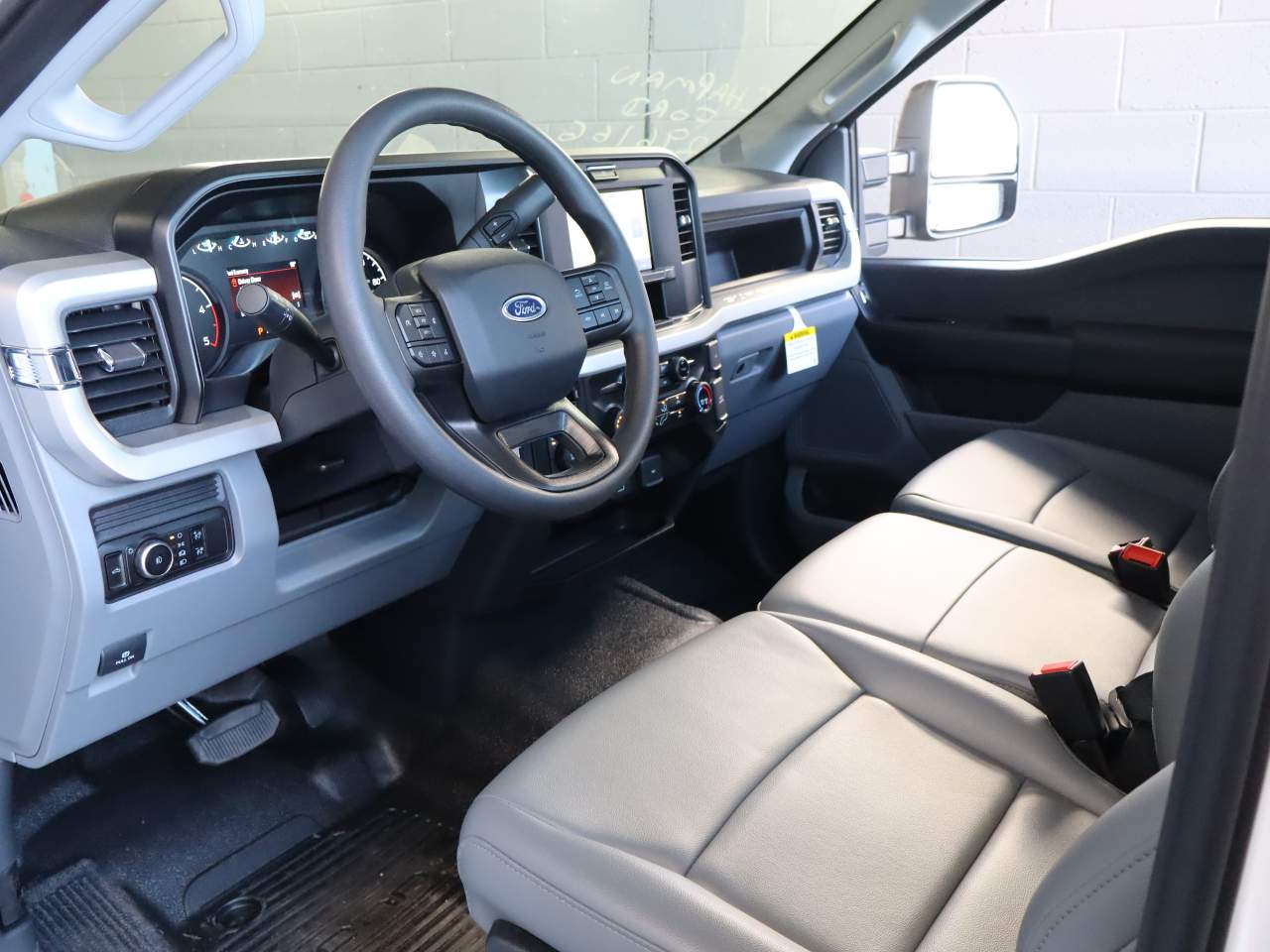 2025 Ford F-350 Super Duty XL - Photo 20