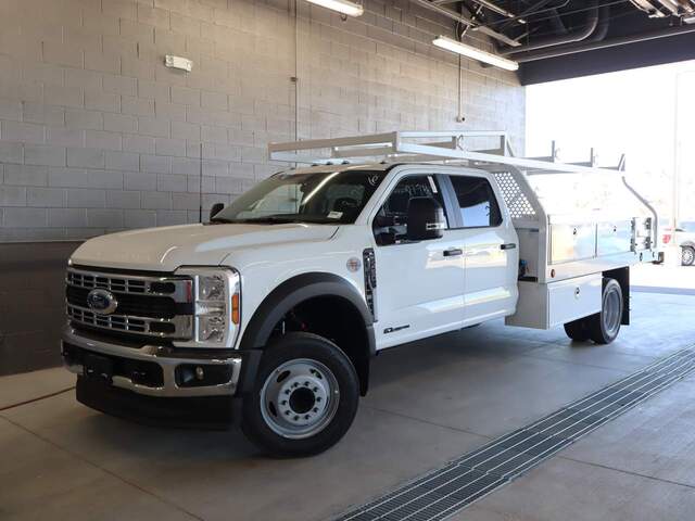2025 Ford F-450 Super Duty Crew Cab