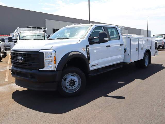 2024 Ford F-550 Super Duty Crew Cab