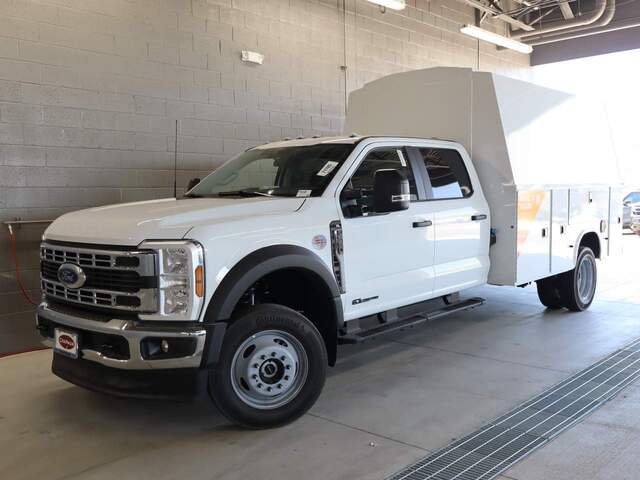 2025 Ford F-550 Super Duty Crew Cab