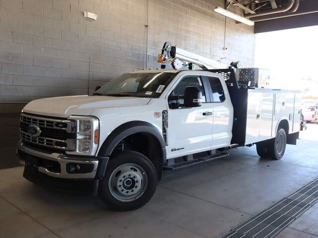 2026 Ford F-550 Super Duty Extended Cab