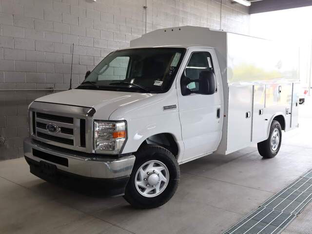 2025 Ford E-Series