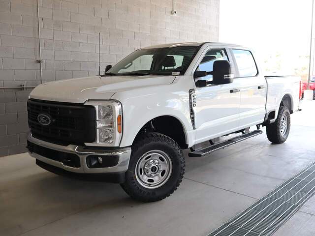 2025 Ford F-250 Super Duty Crew Cab