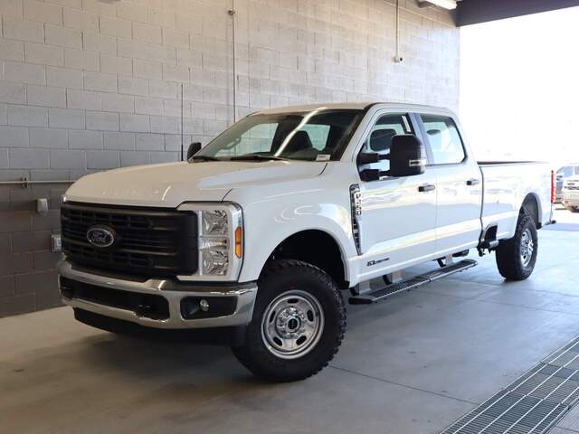 2025 Ford F-250 Super Duty Crew Cab