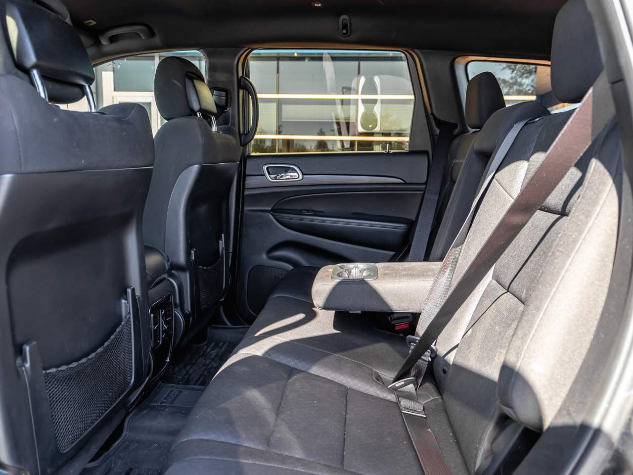 2020 Jeep Grand Cherokee Laredo - Photo 18