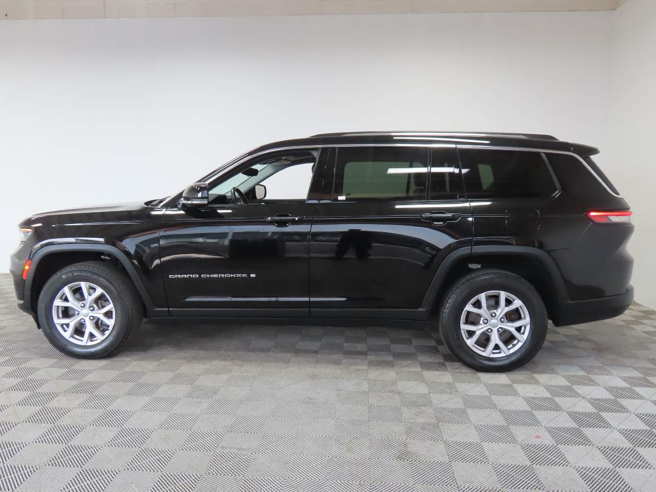 2022 Jeep Grand Cherokee L Limited - Photo 5