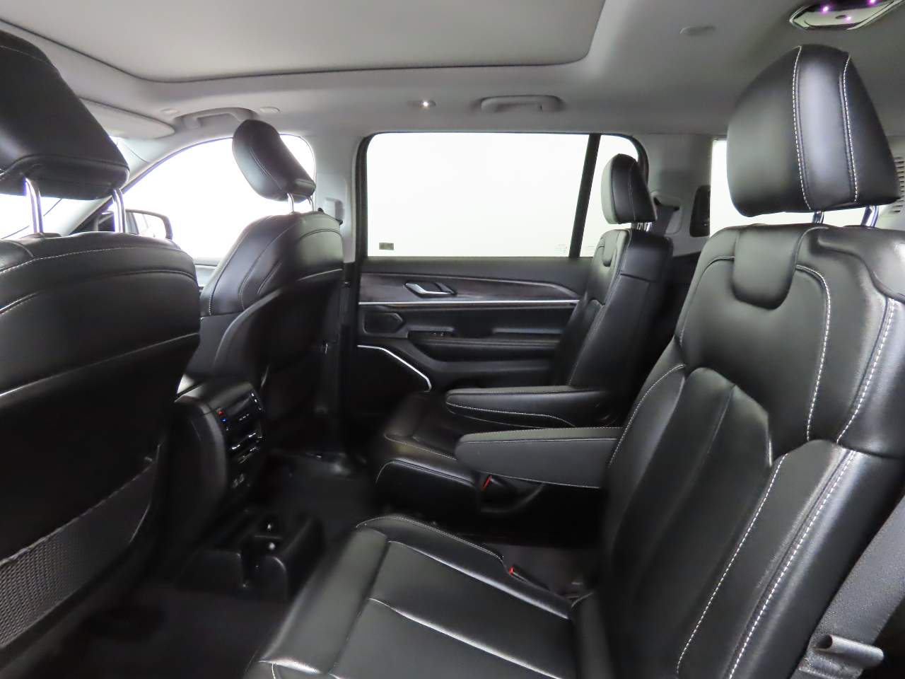2022 Jeep Grand Cherokee L Limited - Photo 18