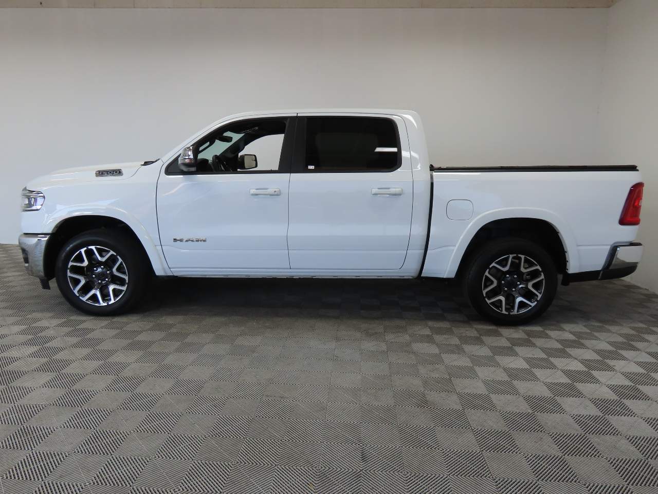 2025 RAM Ram 1500 Pickup Laramie - Photo 7