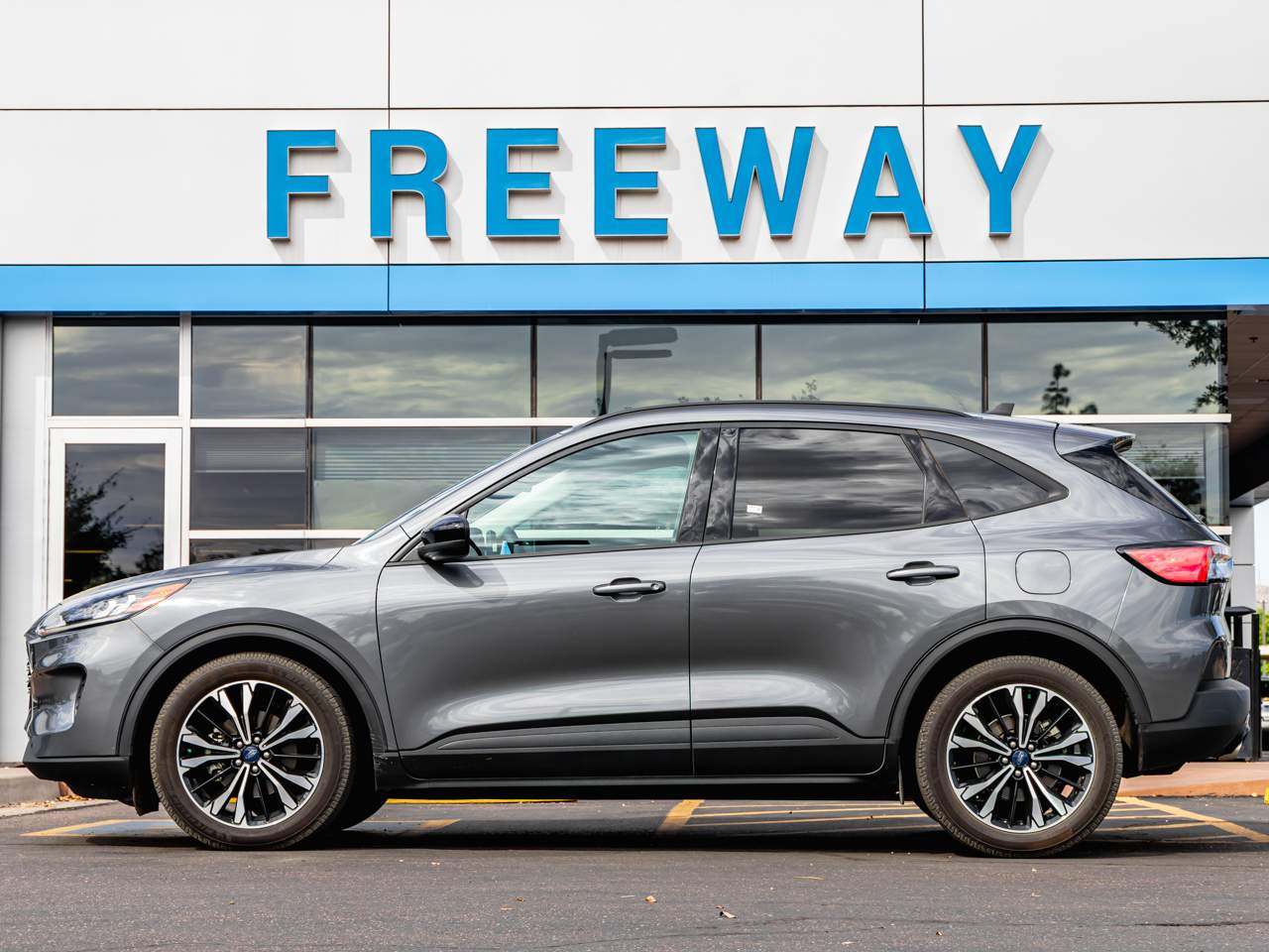 2021 Ford Escape SE