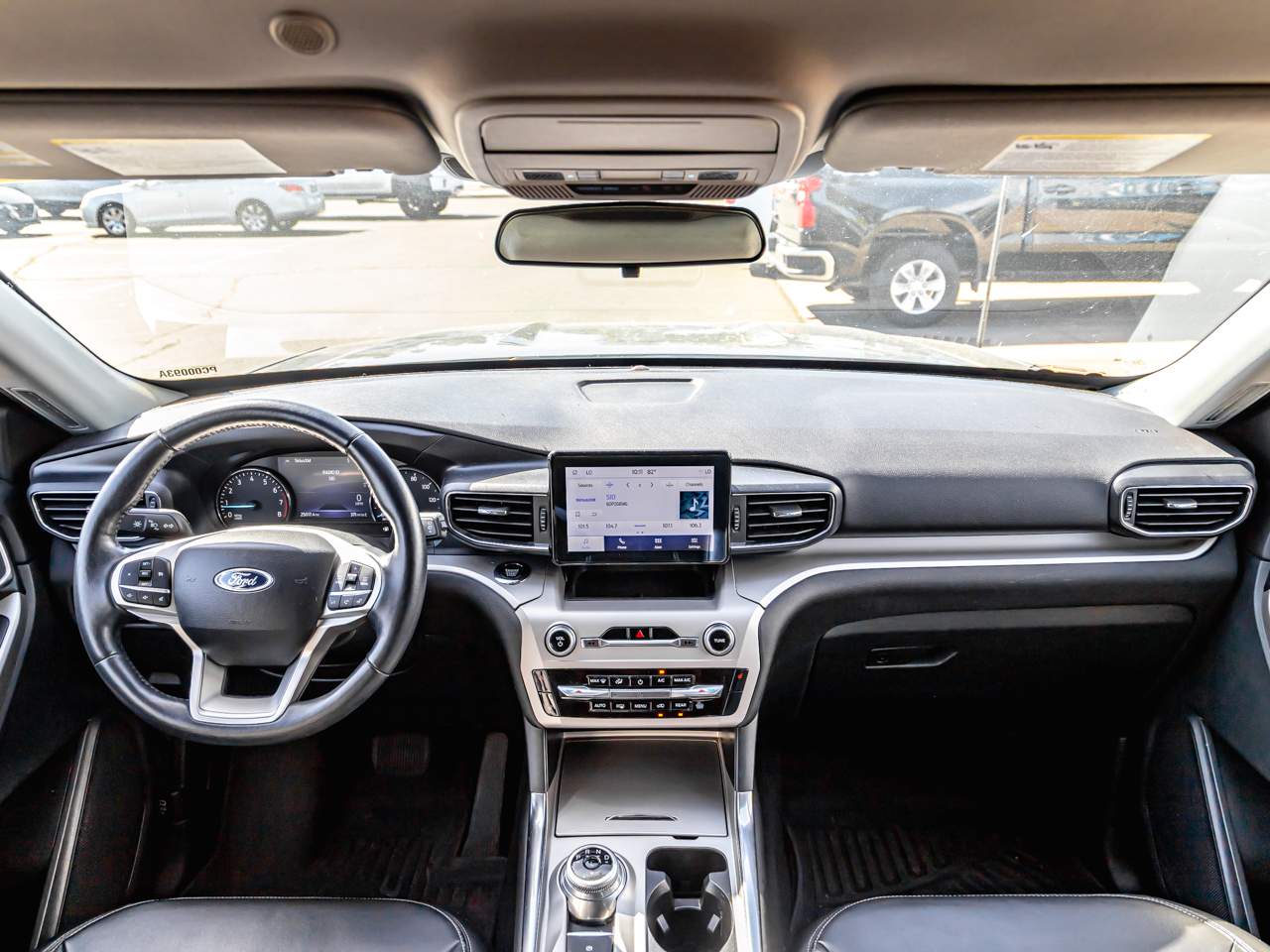 2023 Ford Explorer XLT - Photo 10
