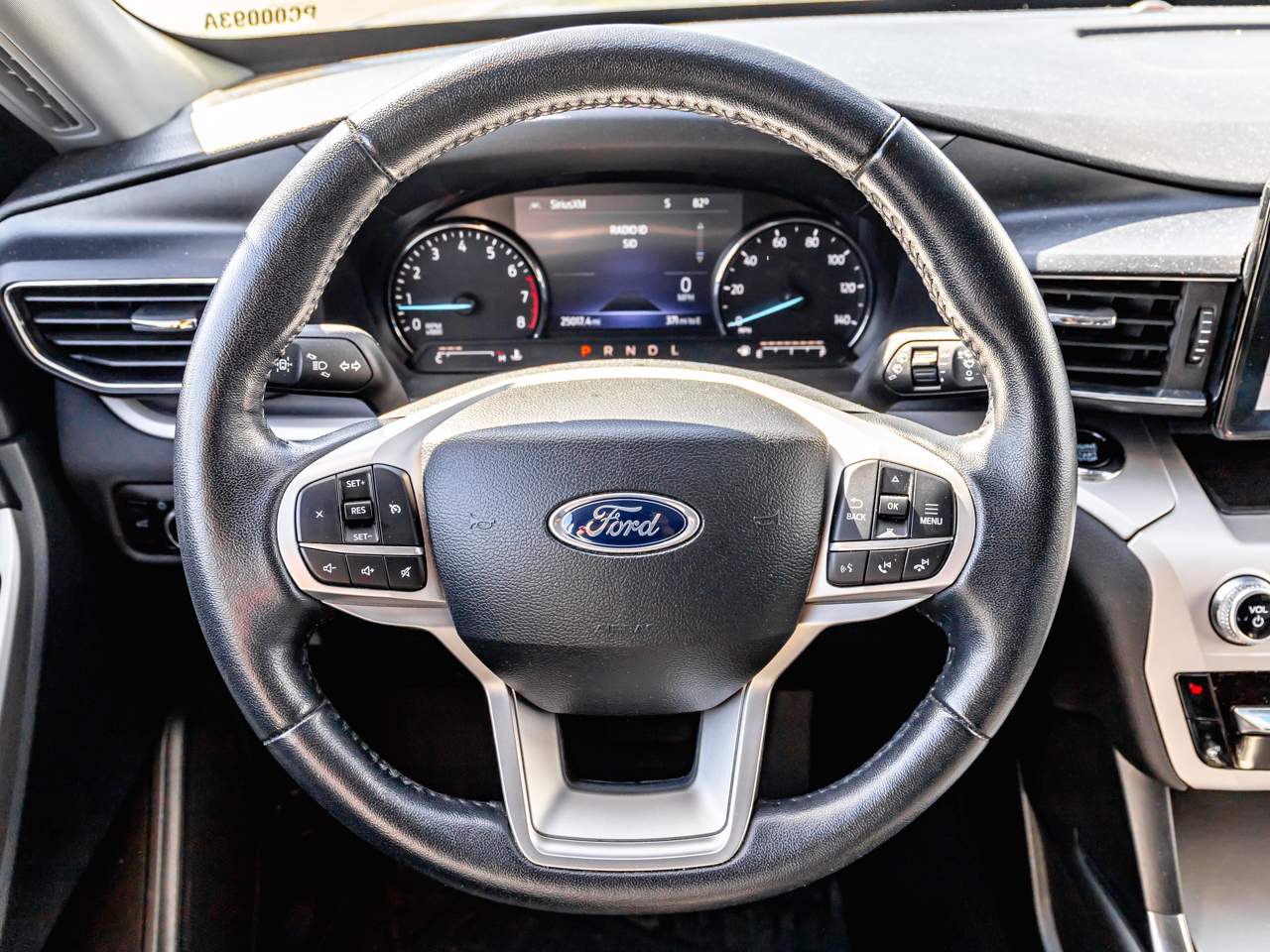2023 Ford Explorer XLT - Photo 12
