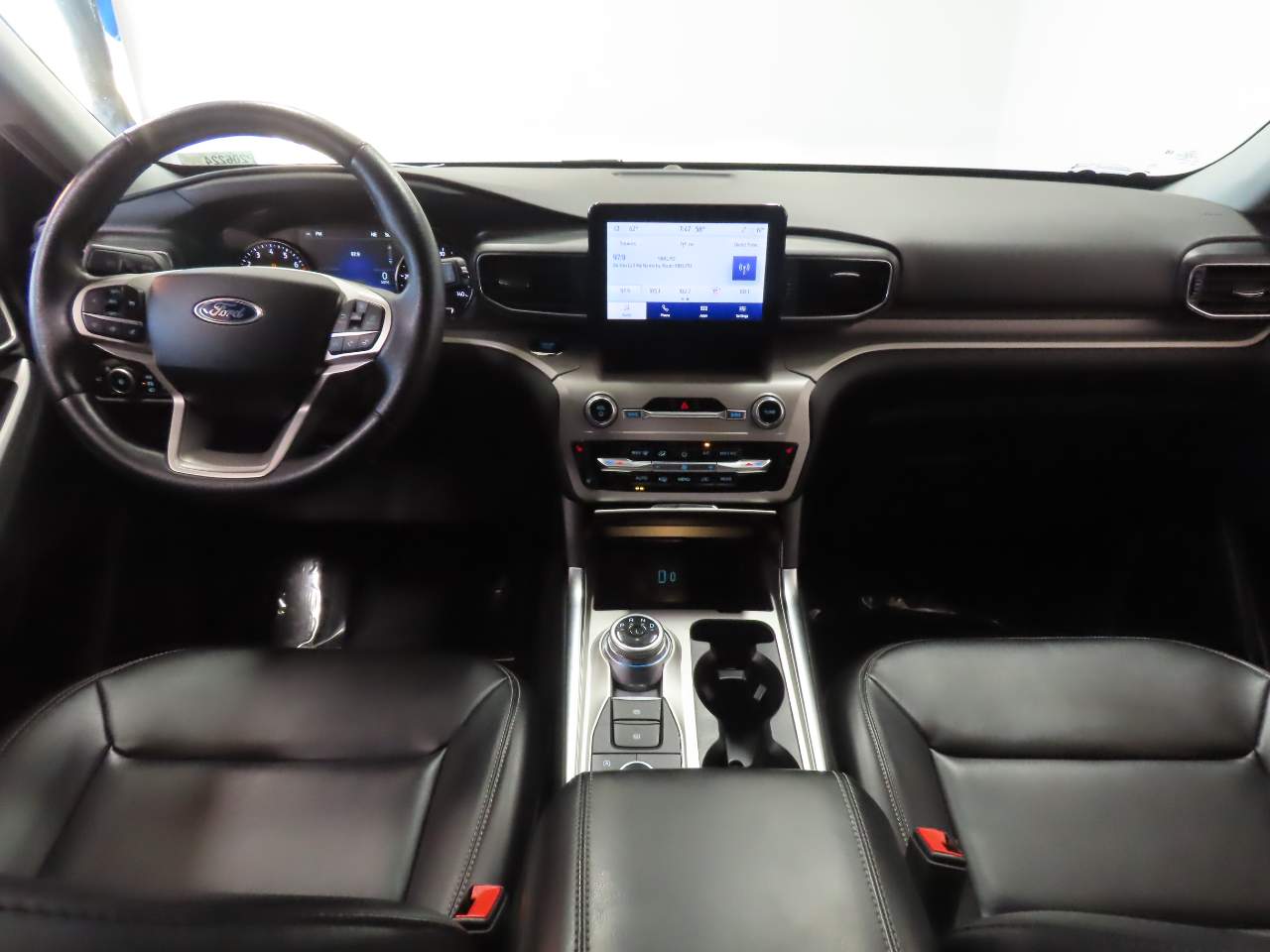 2024 Ford Explorer XLT - Photo 14