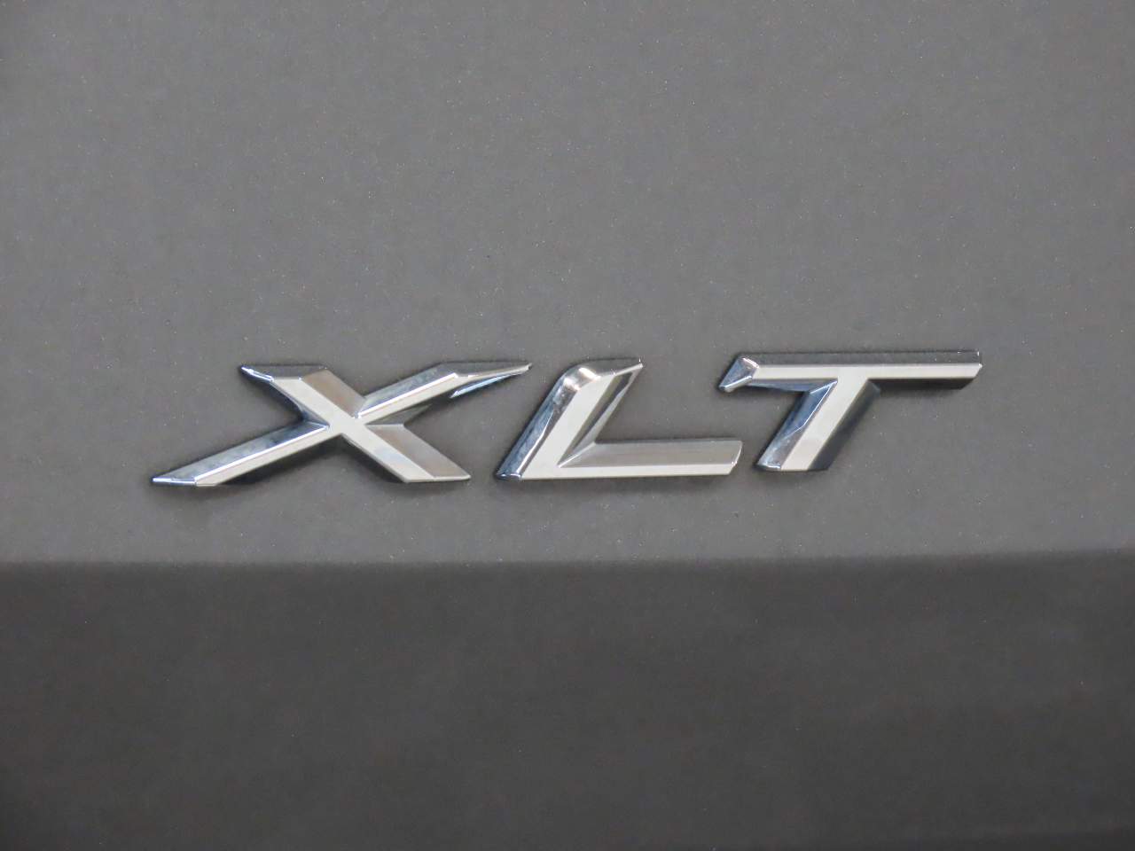 2024 Ford Explorer XLT - Photo 6