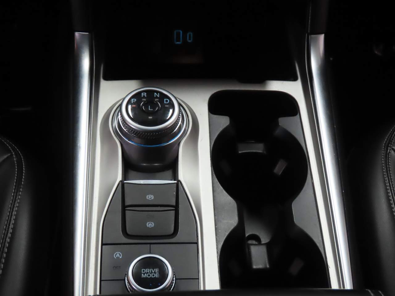 2024 Ford Explorer XLT - Photo 11