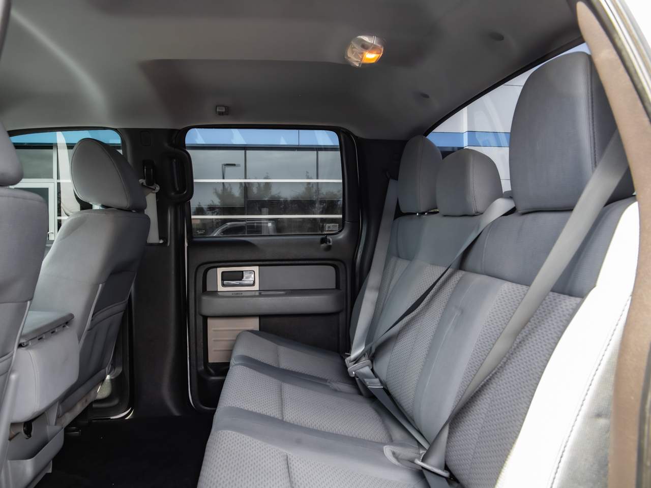 2011 Ford F-150 XLT photo 2