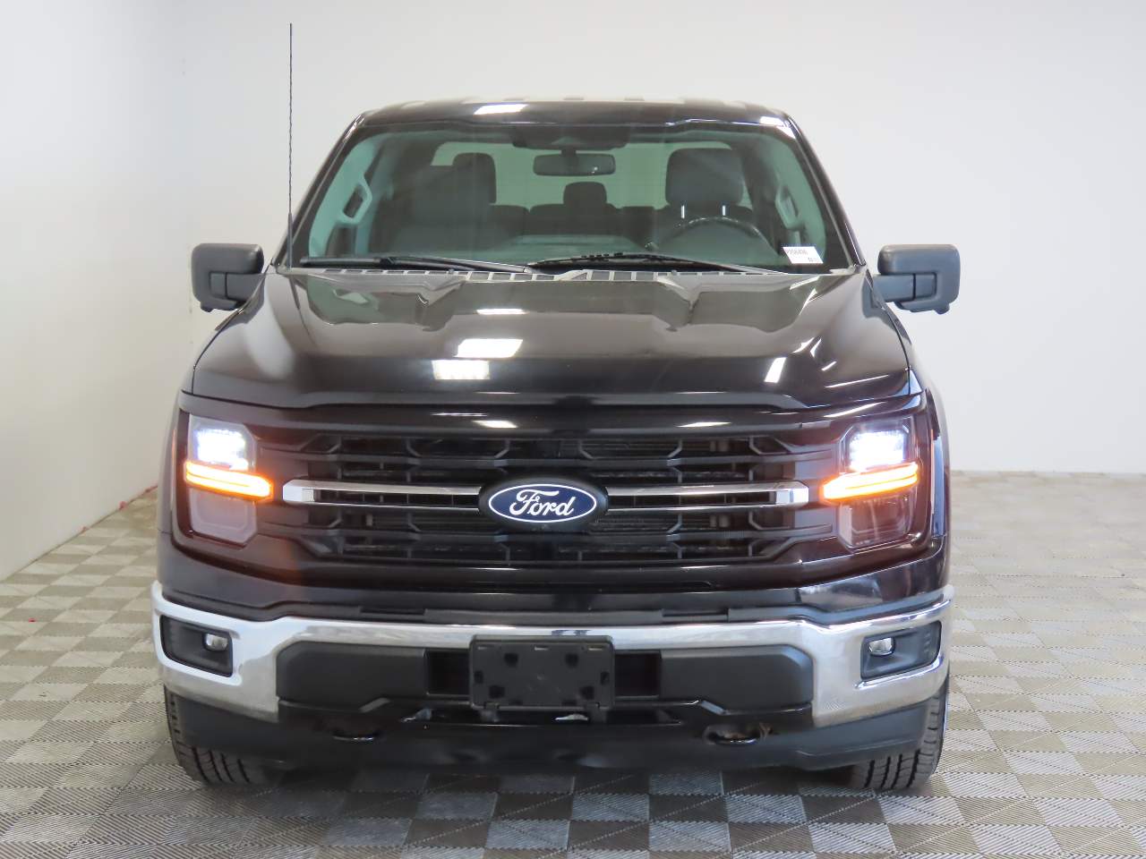 2024 Ford F-150 XLT Crew Cab