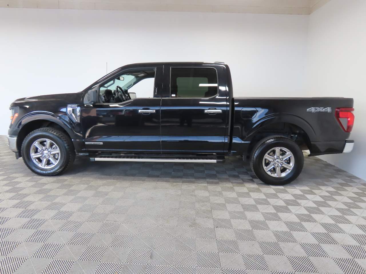 2024 Ford F-150 XLT - Photo 7