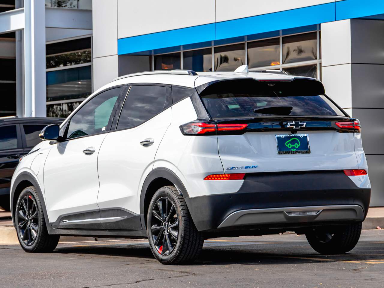 2023 Chevrolet Bolt EUV Premier - Photo 3