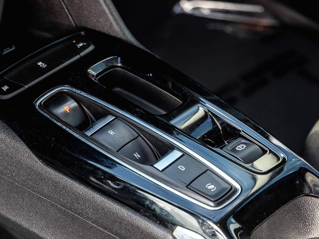 2023 Chevrolet Bolt EUV Premier - Photo 18