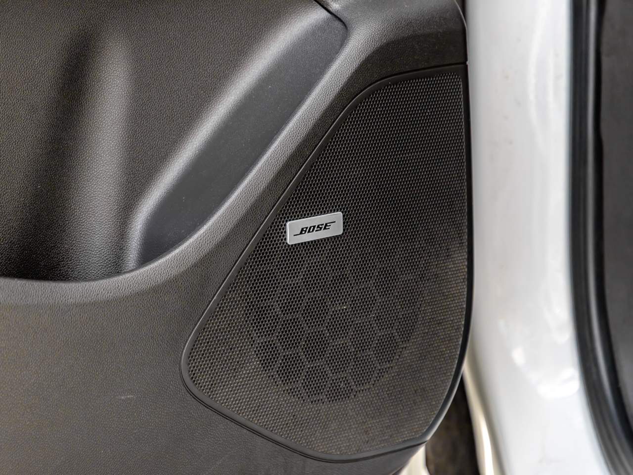 2023 Chevrolet Bolt EUV Premier - Photo 10