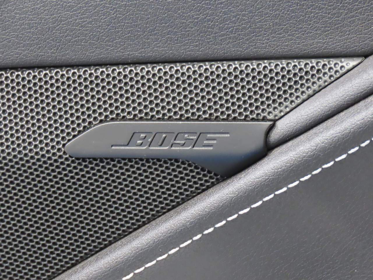 2020 Chevrolet Corvette 1LT - Photo 12