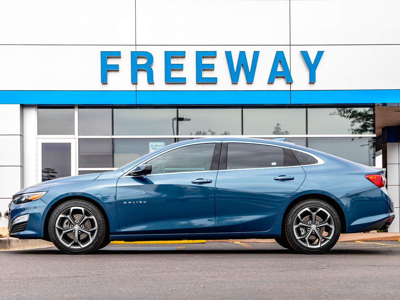 2024 Chevrolet Malibu LT