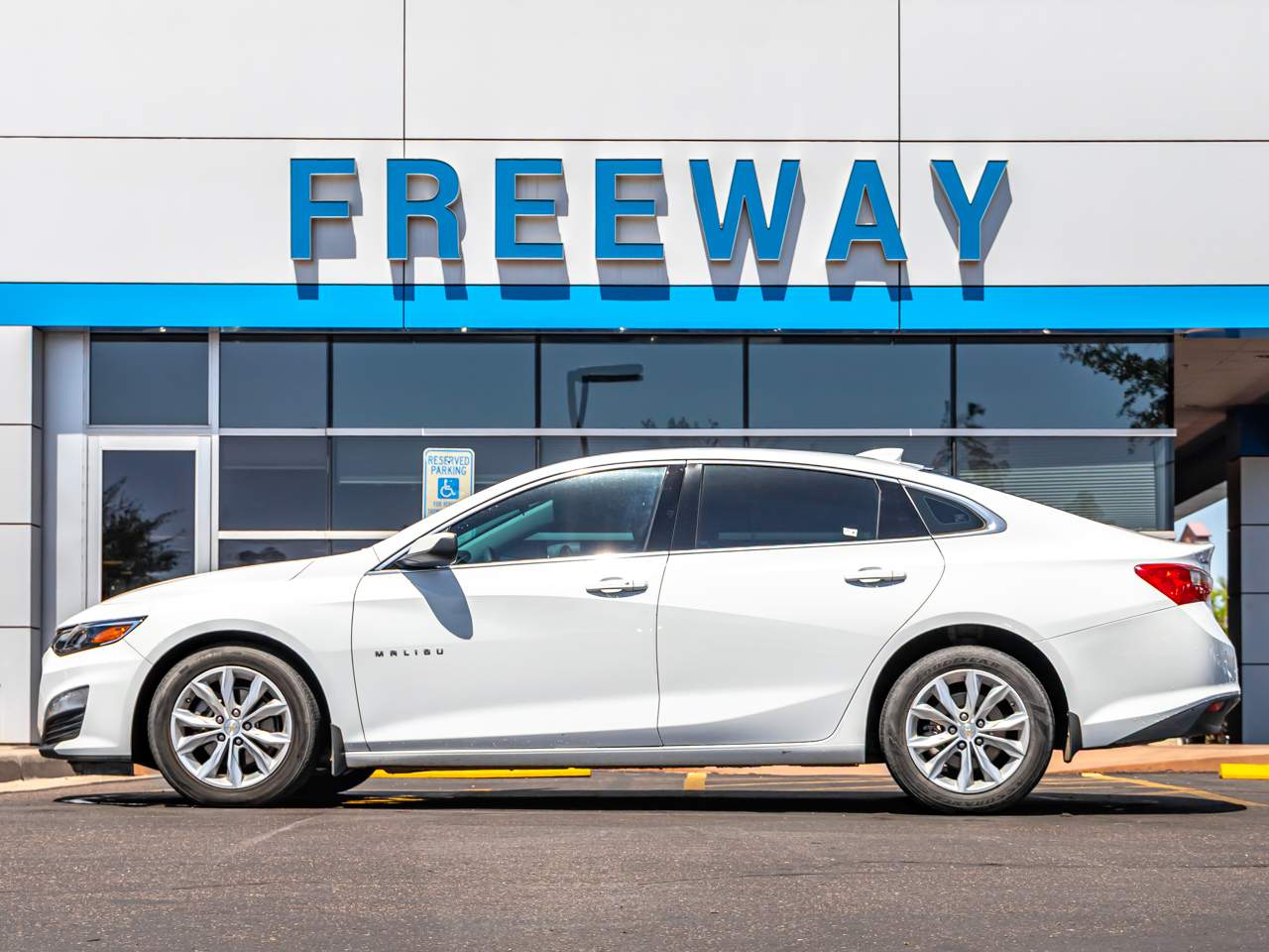 2024 Chevrolet Malibu LT