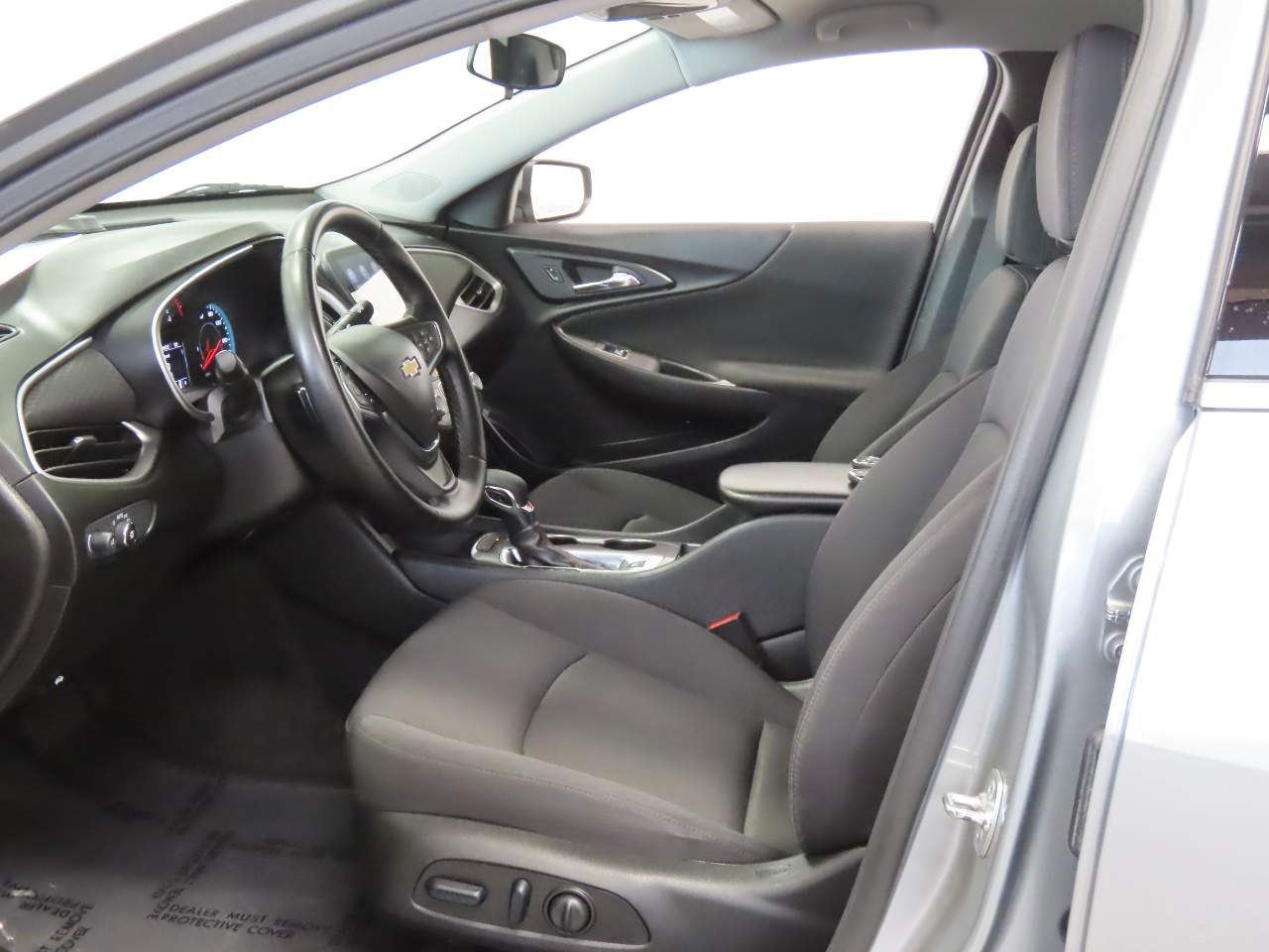2025 Chevrolet Malibu RS - Photo 14