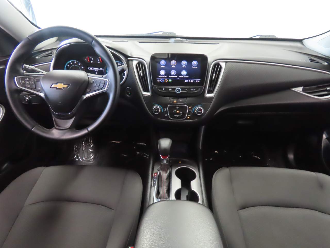2025 Chevrolet Malibu RS - Photo 14