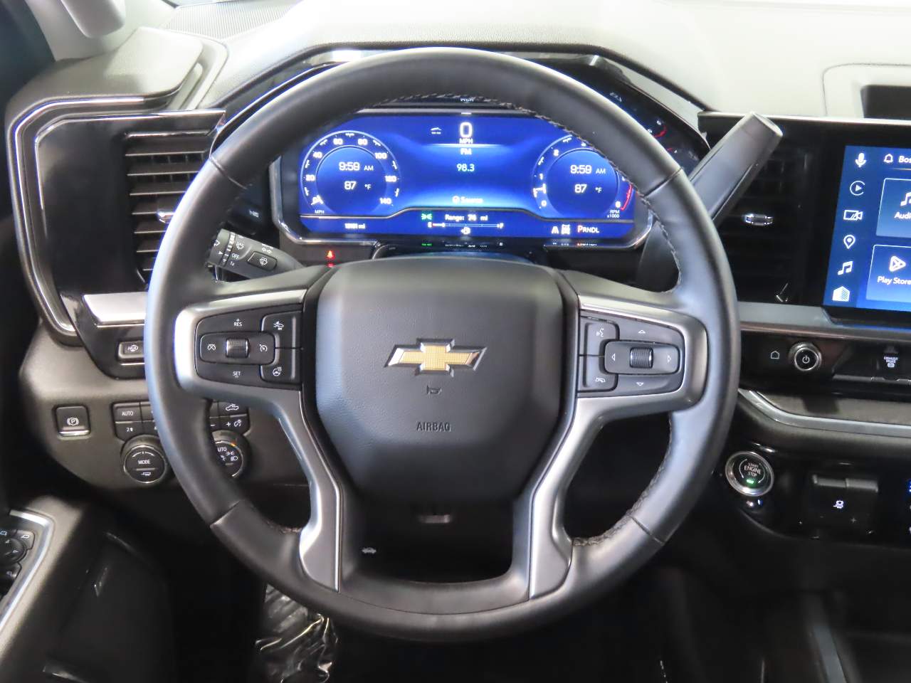 2025 Chevrolet Silverado 2500HD LTZ - Photo 11
