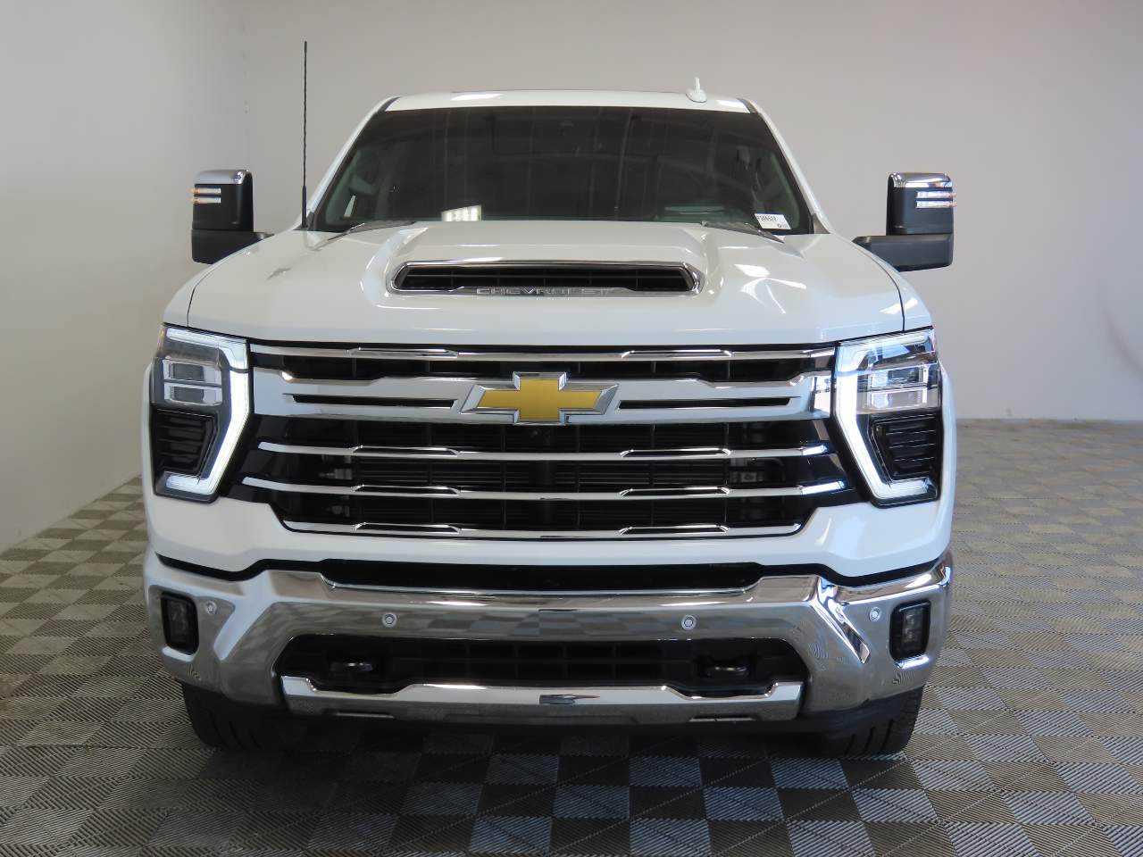 2025 Chevrolet Silverado 2500HD LTZ Crew Cab
