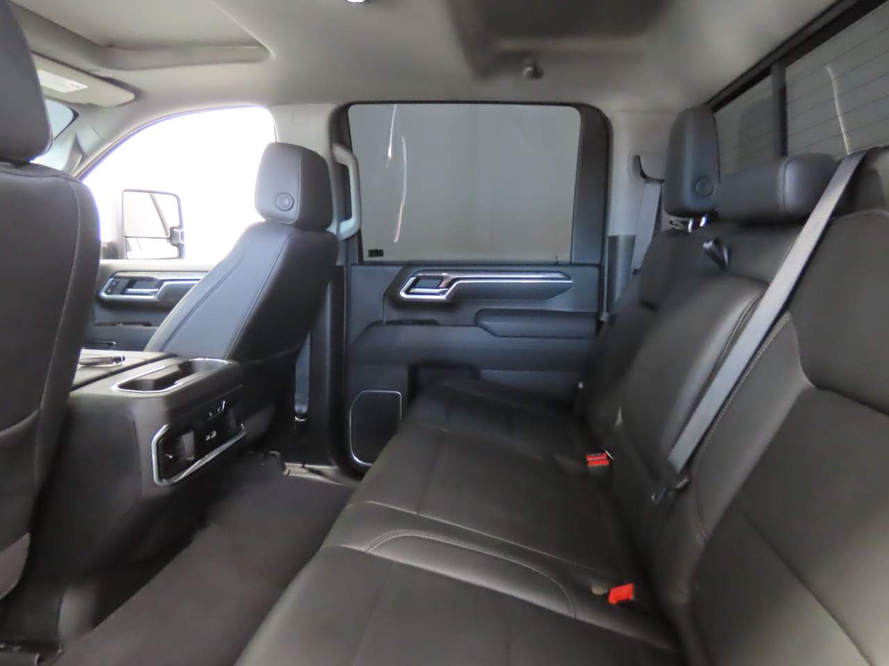 2025 Chevrolet Silverado 2500HD LTZ - Photo 19