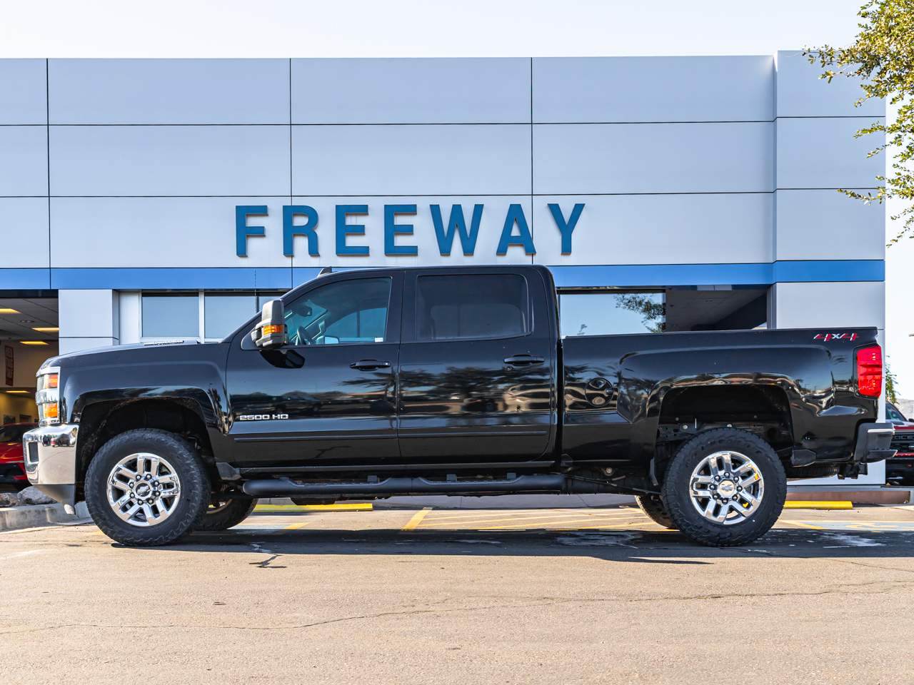 2019 Chevrolet Silverado 2500HD LT Crew Cab