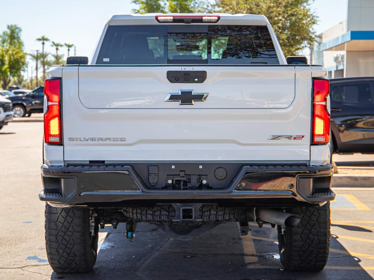 2024 Chevrolet Silverado 2500HD ZR2 - Photo 10