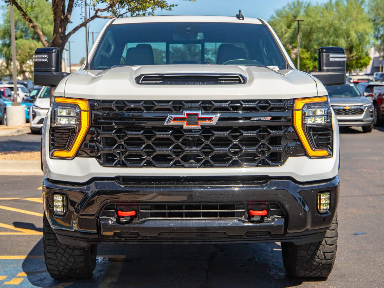 2024 Chevrolet Silverado 2500HD ZR2 - Photo 11