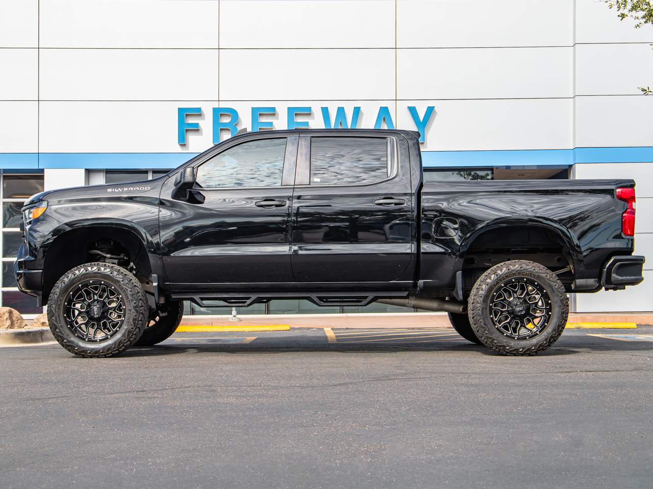 2022 Chevrolet Silverado 1500 Custom Crew Cab