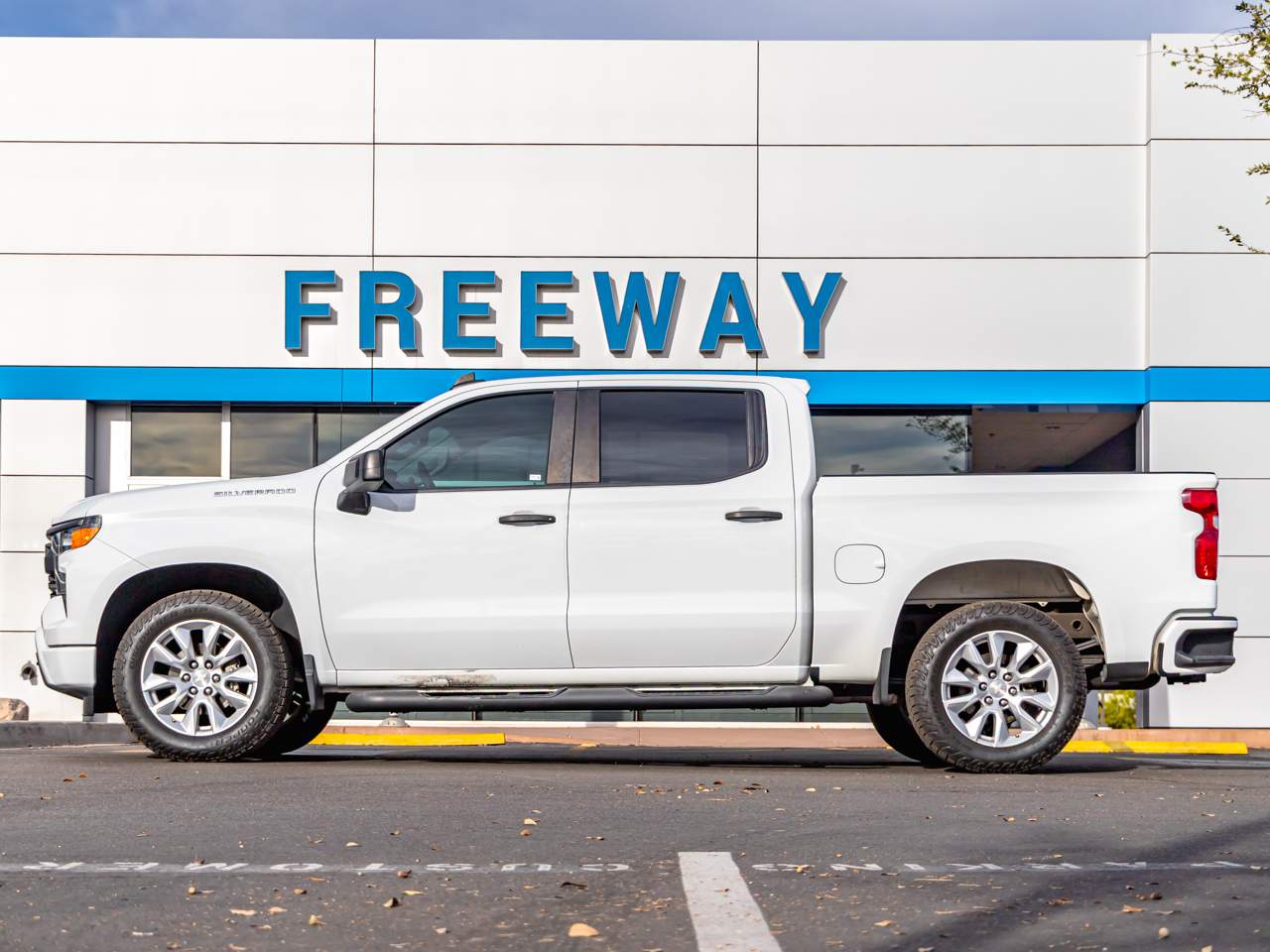 2022 Chevrolet Silverado 1500 Custom Crew Cab
