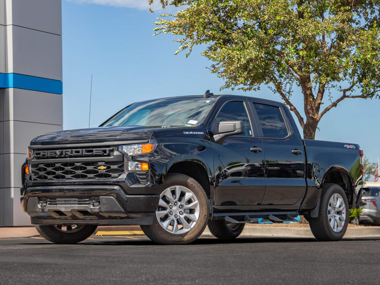 2025 Chevrolet Silverado 1500 Custom Crew Cab