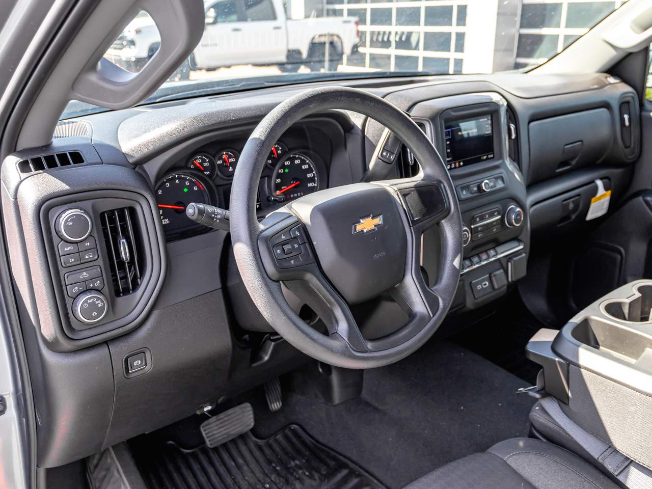 2026 Chevrolet Silverado 1500 Custom - Photo 14