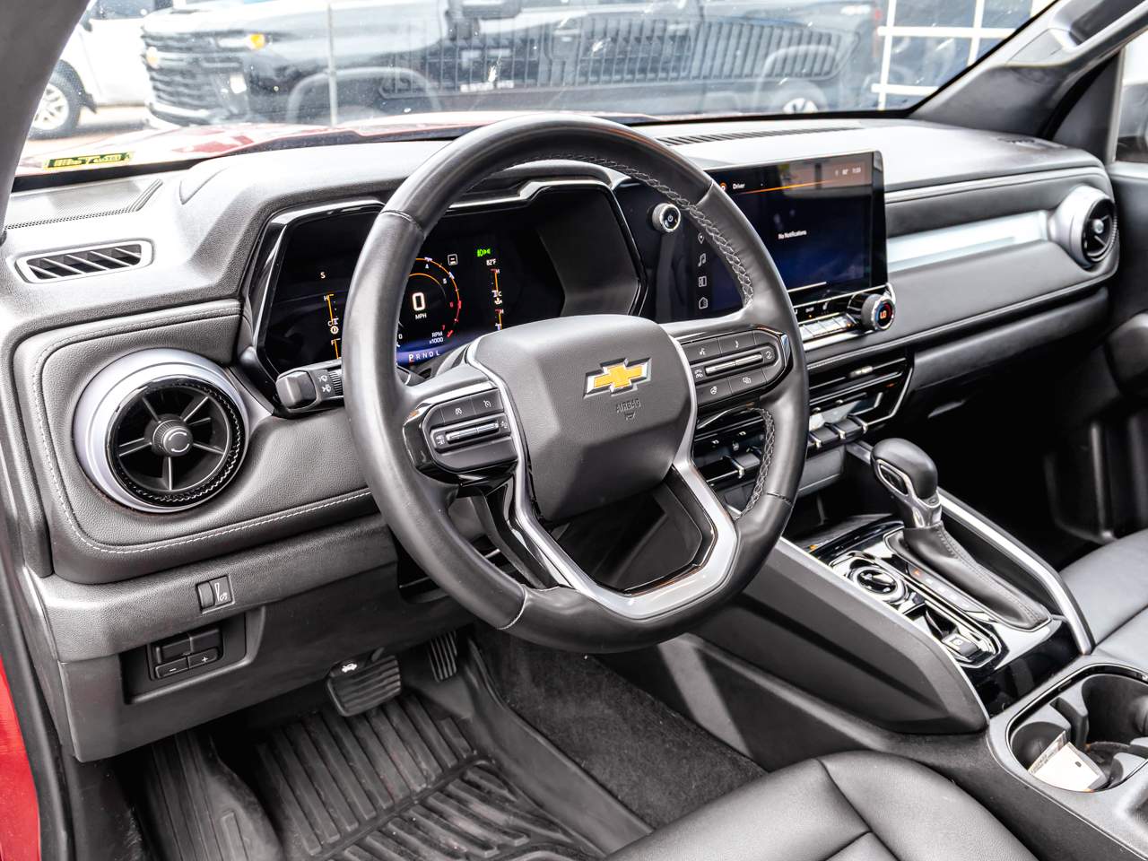 2023 Chevrolet Colorado LT - Photo 8