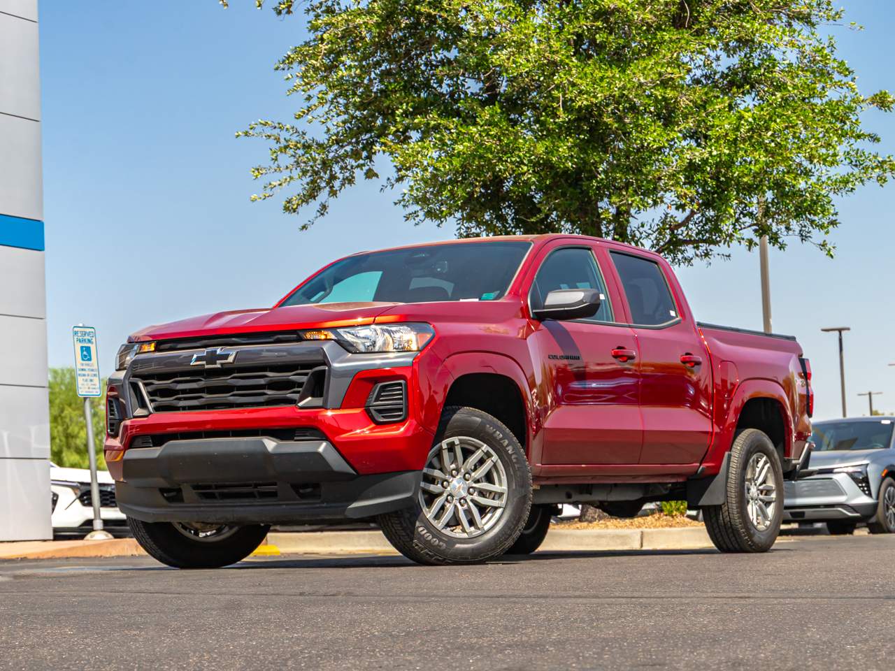 2025 Chevrolet Colorado LT Crew Cab