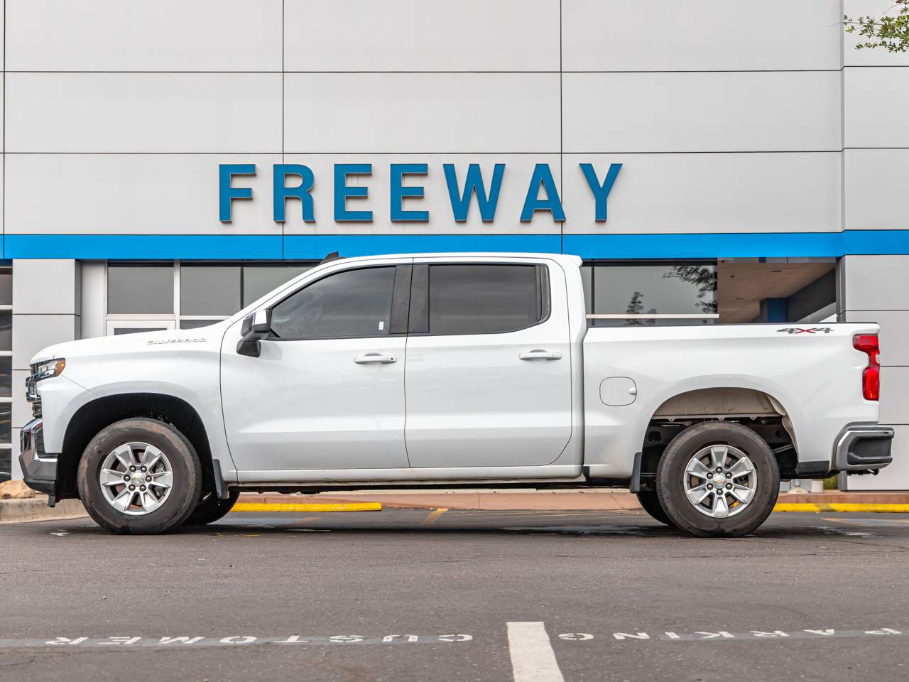 2021 Chevrolet Silverado 1500 LT Crew Cab