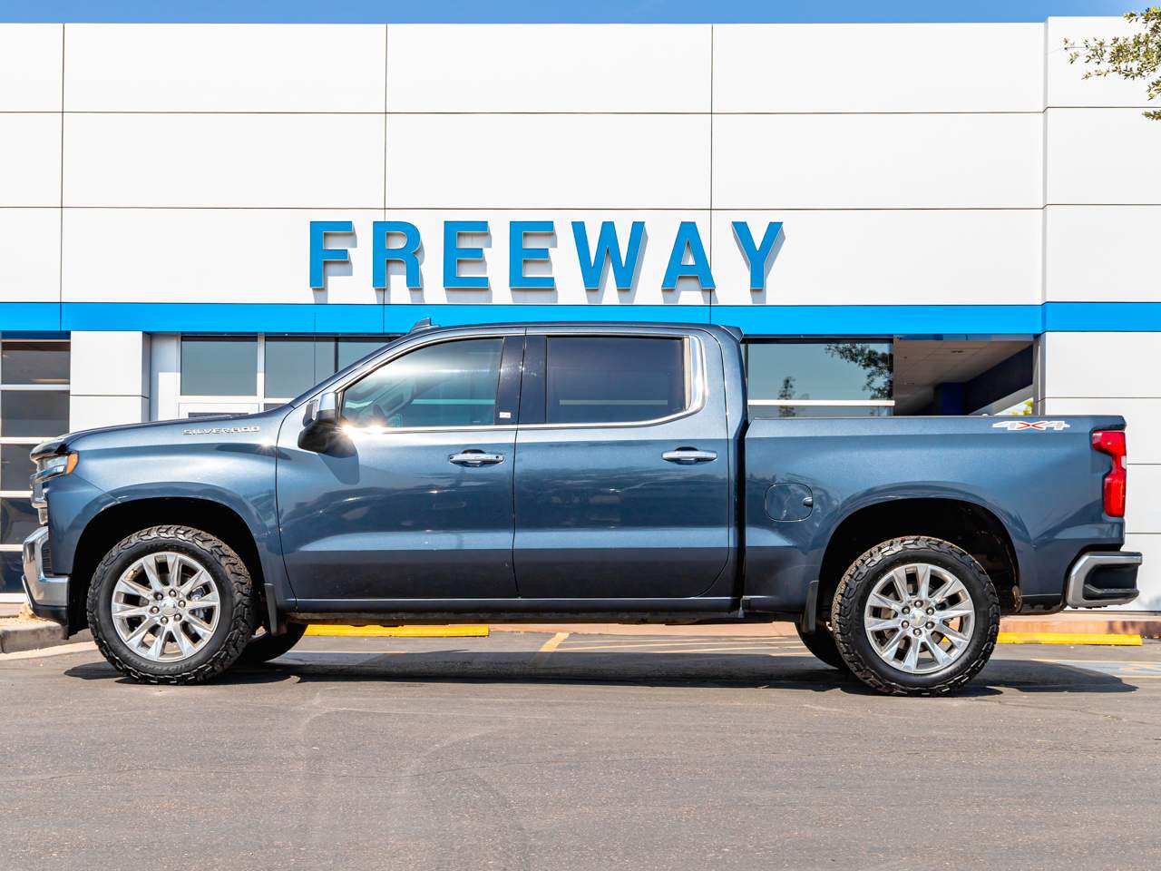 2021 Chevrolet Silverado 1500 LTZ Crew Cab