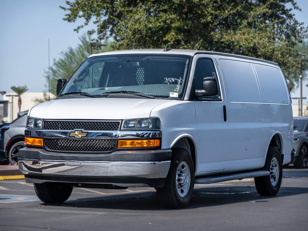 2023 Chevrolet Express 2500