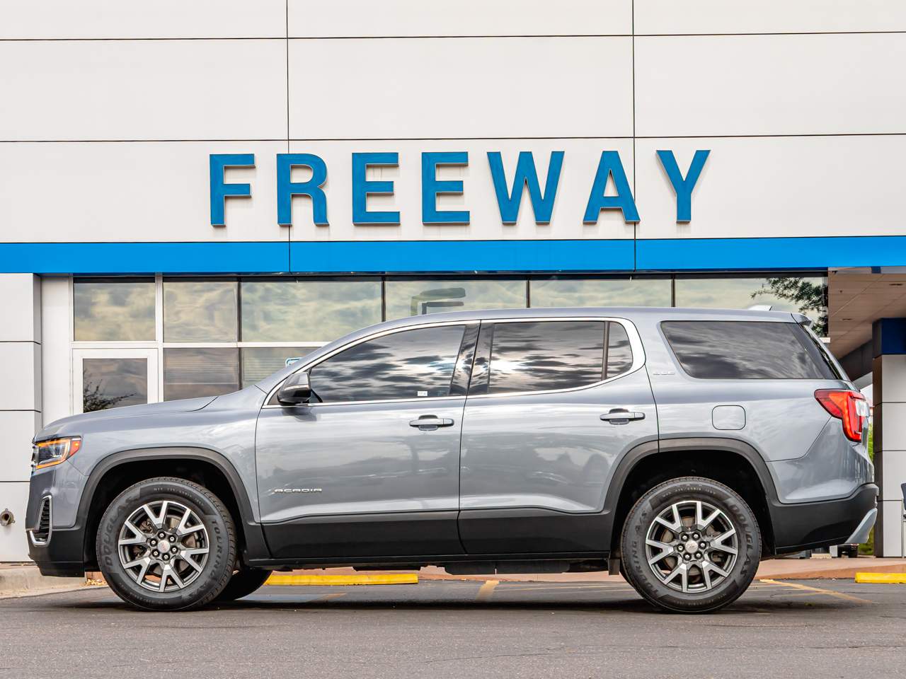 2021 GMC Acadia SLE