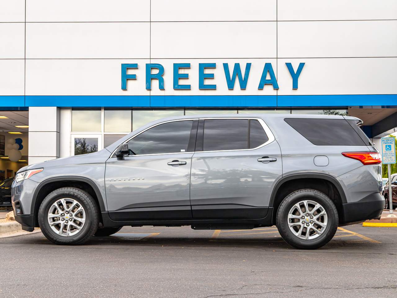 2020 Chevrolet Traverse LS