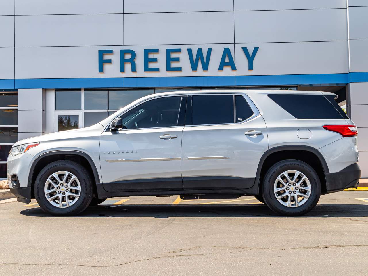 2020 Chevrolet Traverse LS
