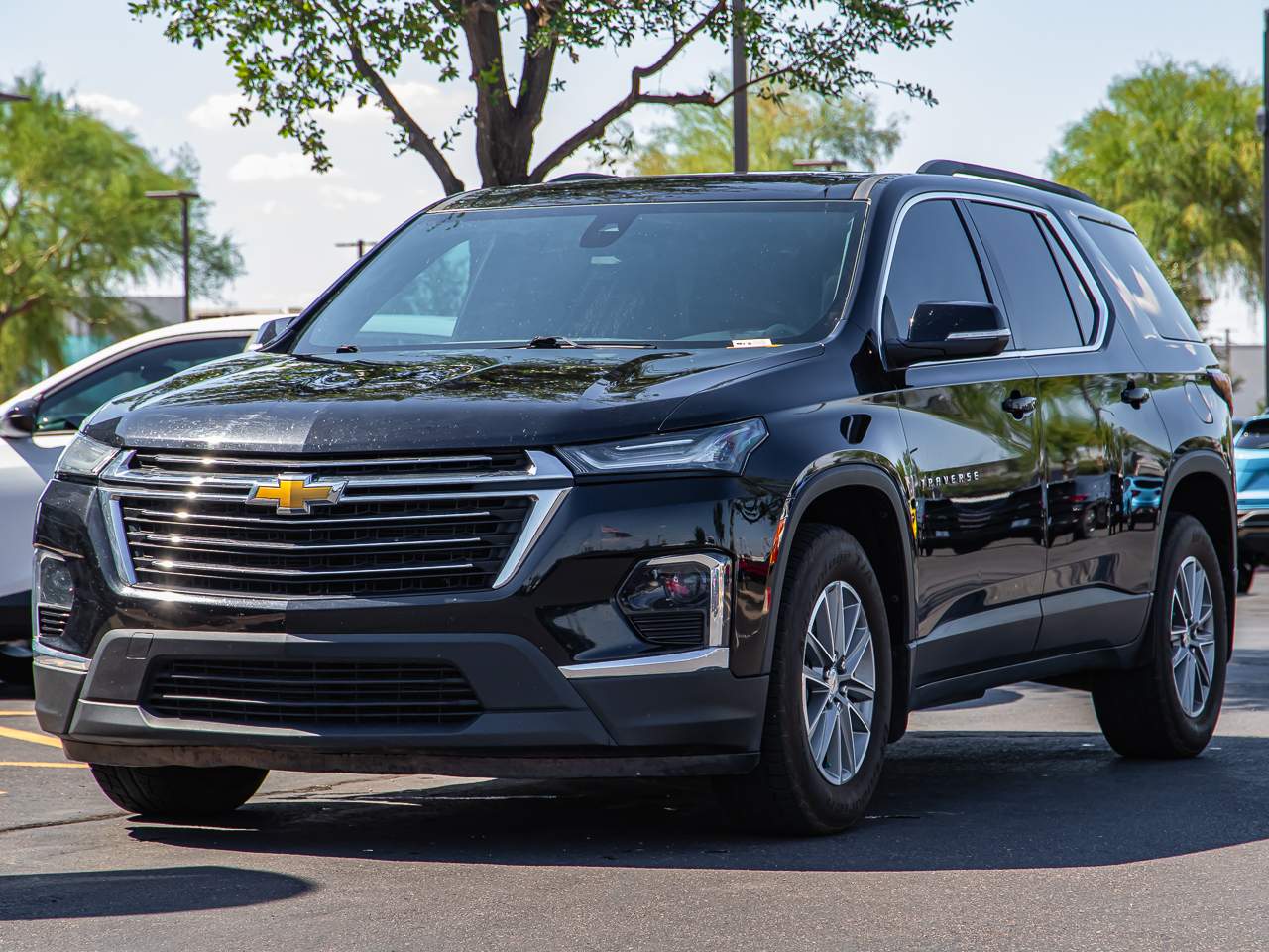 2022 Chevrolet Traverse LT Cloth