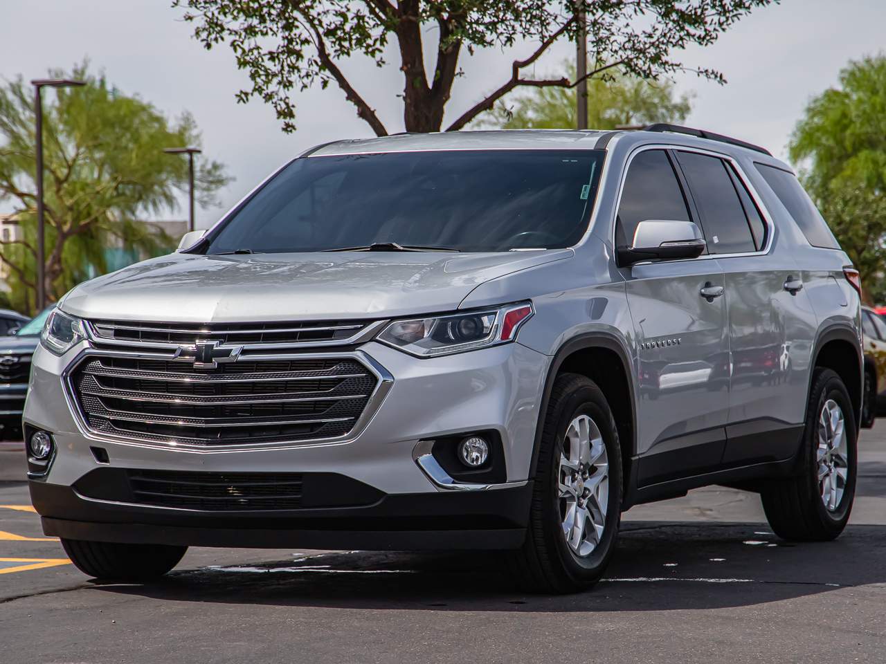 2021 Chevrolet Traverse LT Cloth