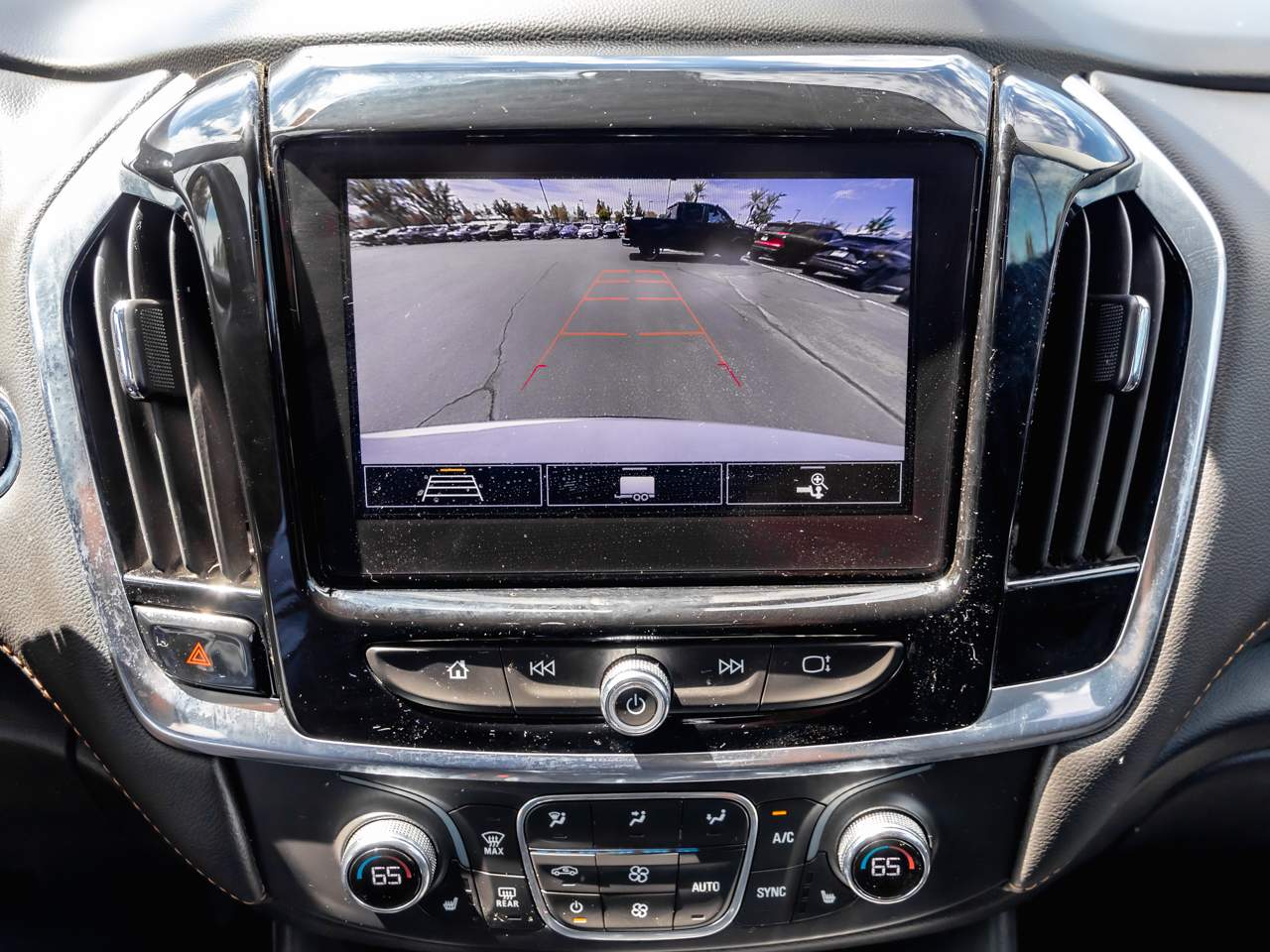 2020 Chevrolet Traverse 1LT - Photo 15